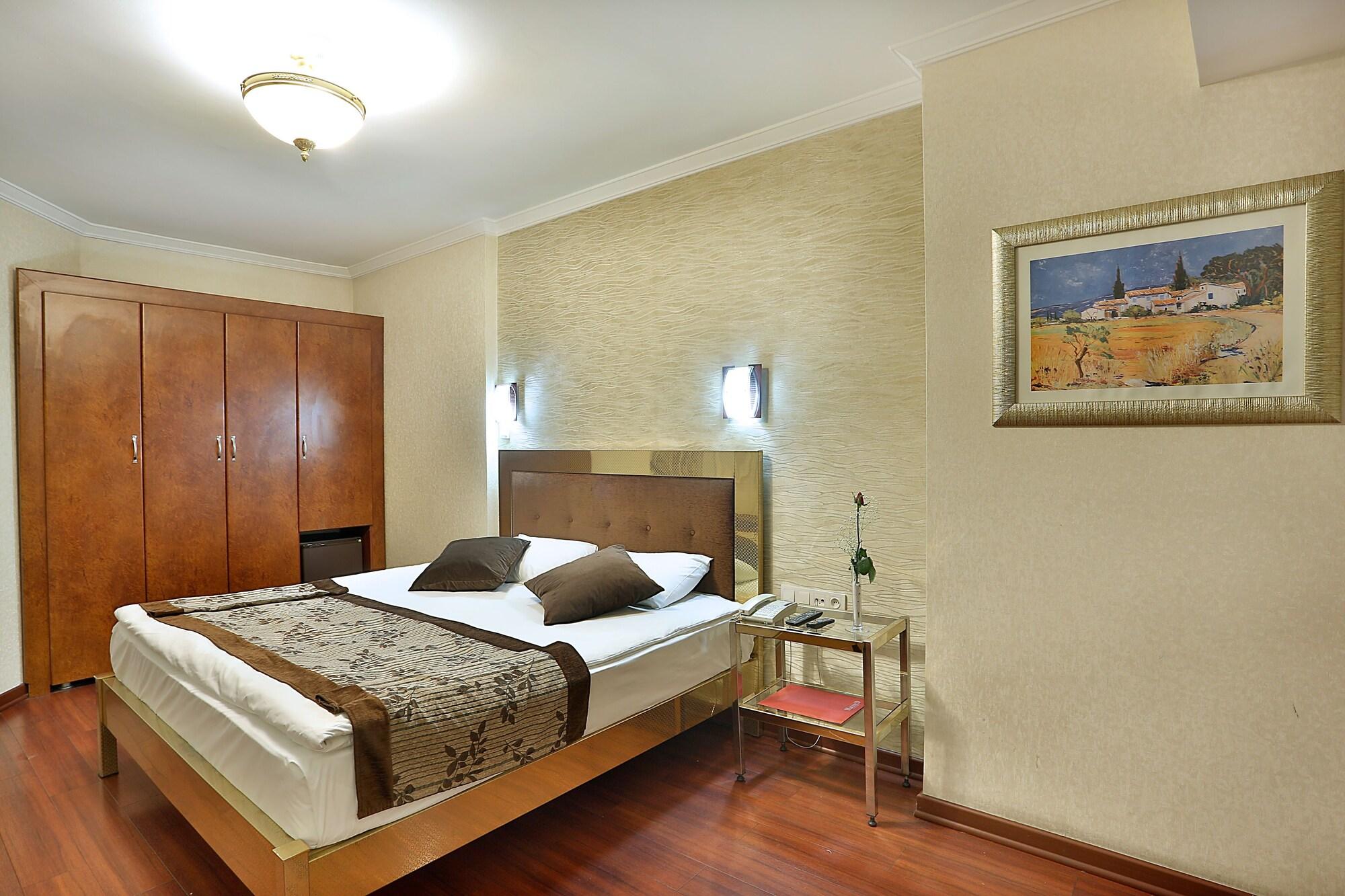 Grand Madrid Hotel Стамбул Экстерьер фото